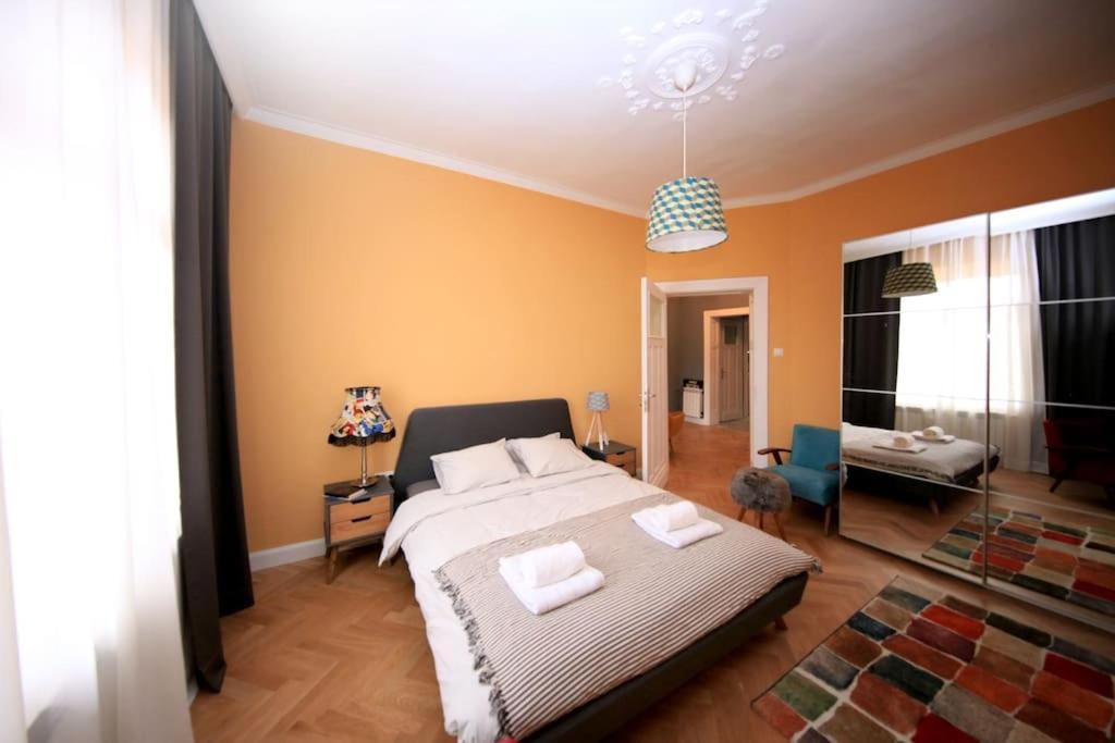 *Citadel* 2Br - City Center София Екстериор снимка